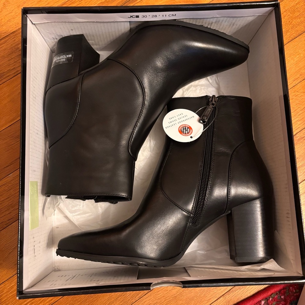 Blondo waterproof Tania boots
